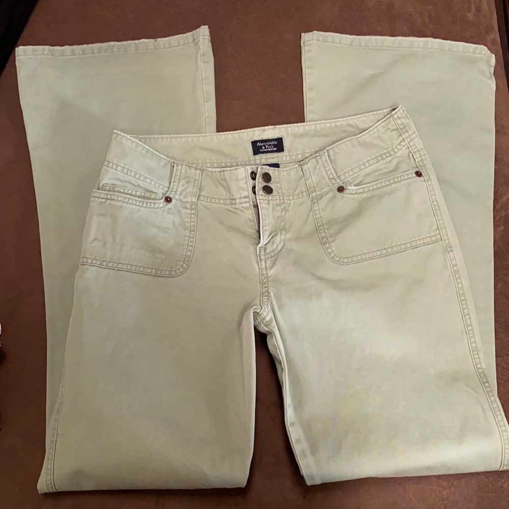 Y2K Abercrombie flares